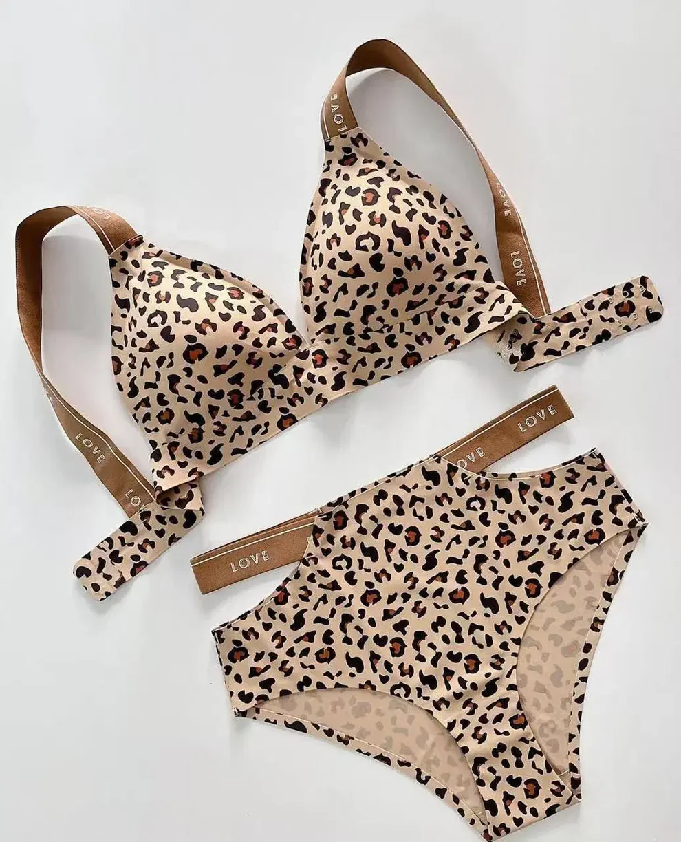 Seamless Animal Print Bra and Panty Set